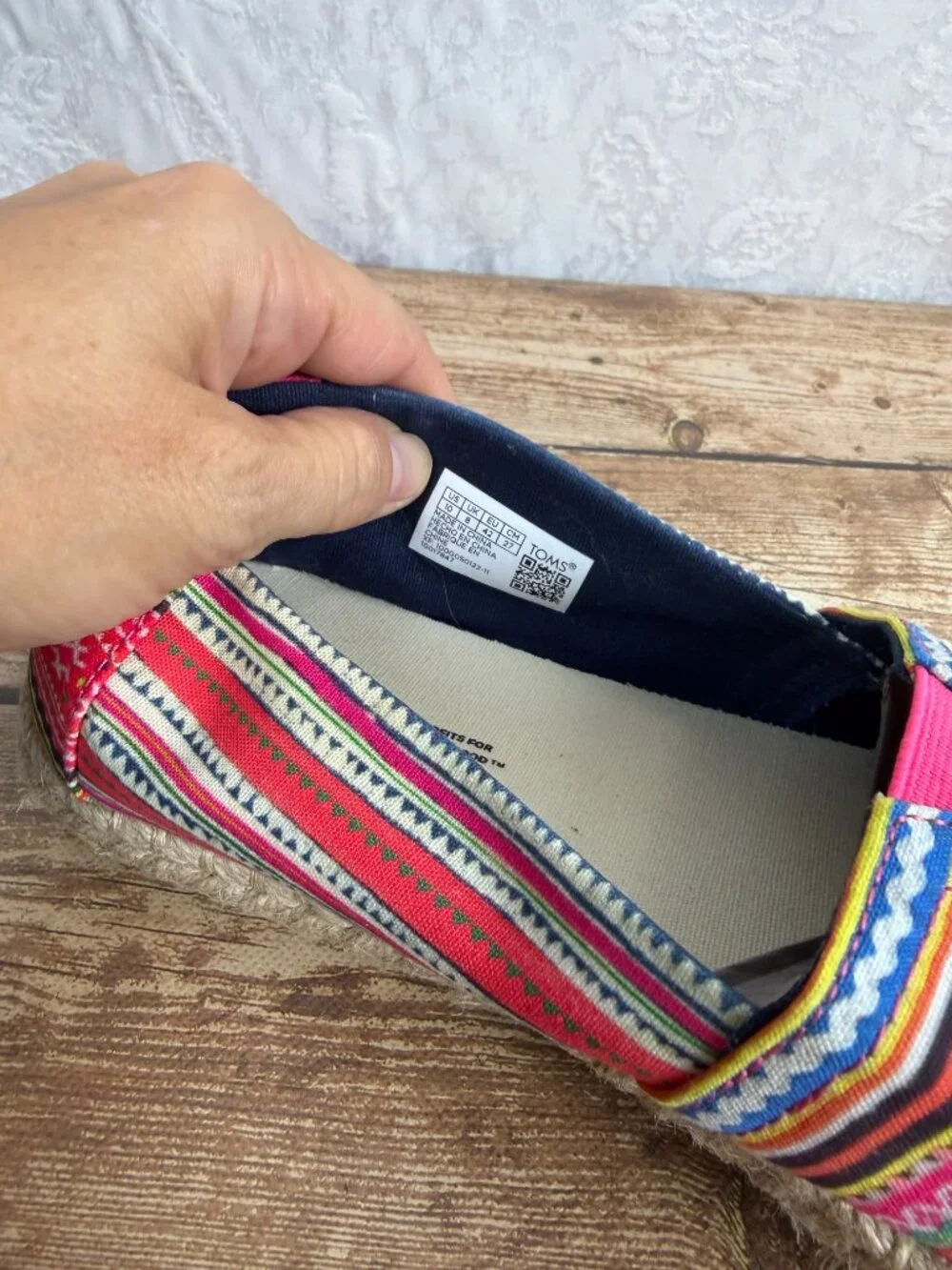 TOMS Women’s 10 Multicolor Tribal Aztec Espadrille Slip On Flats Boho Festival